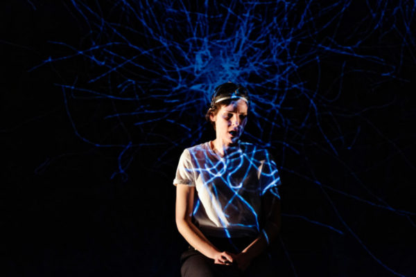Virtual Reality, Cyborgs, and Neuroscience in Contemporary Performance